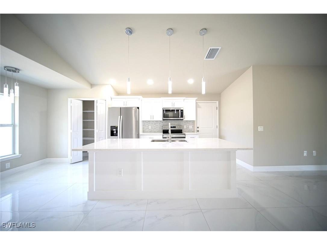 1962 Leghorn Street Lehigh Acres FL 33972 225048300 image3