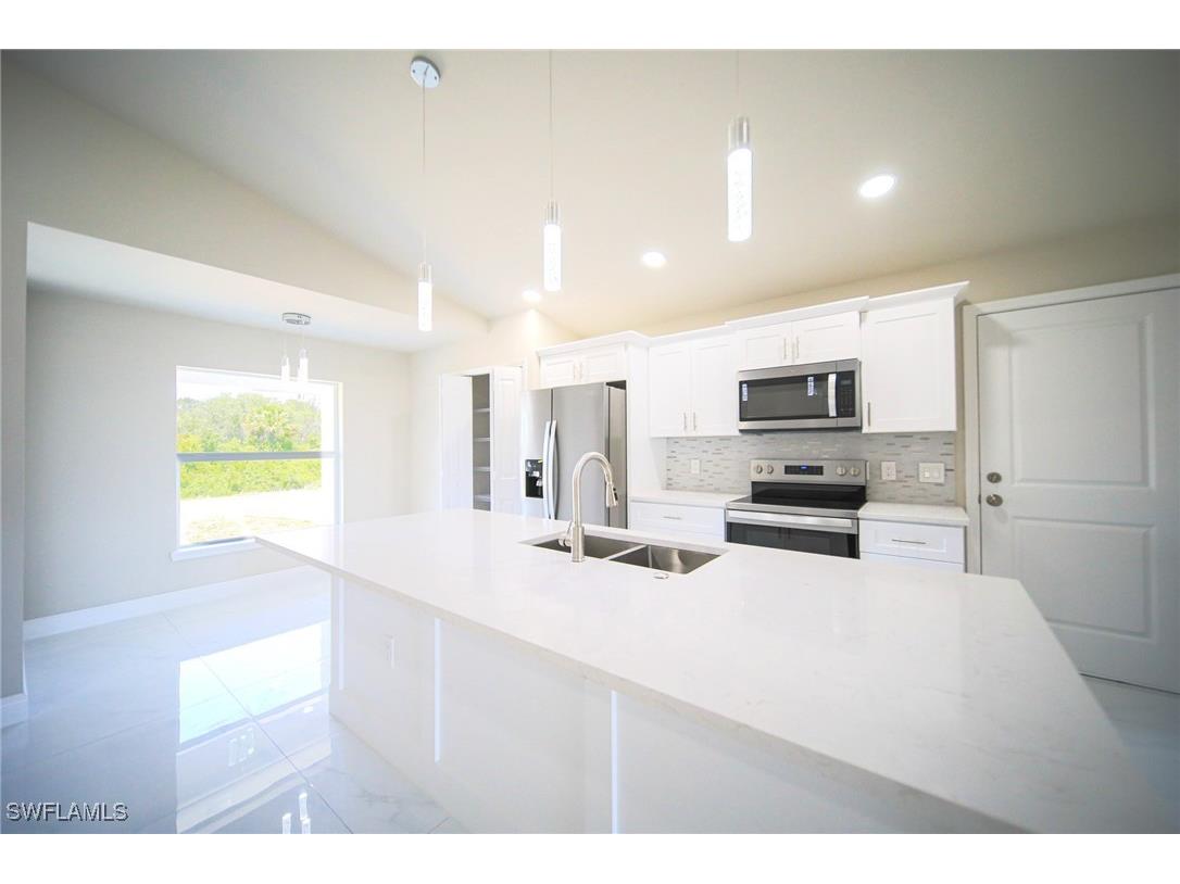 1962 Leghorn Street Lehigh Acres FL 33972 225048300 image4