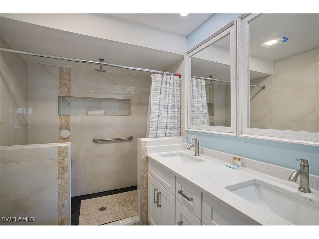 198-200 Anchorage Street #200 Fort Myers Beach FL 33931 225047481 image13