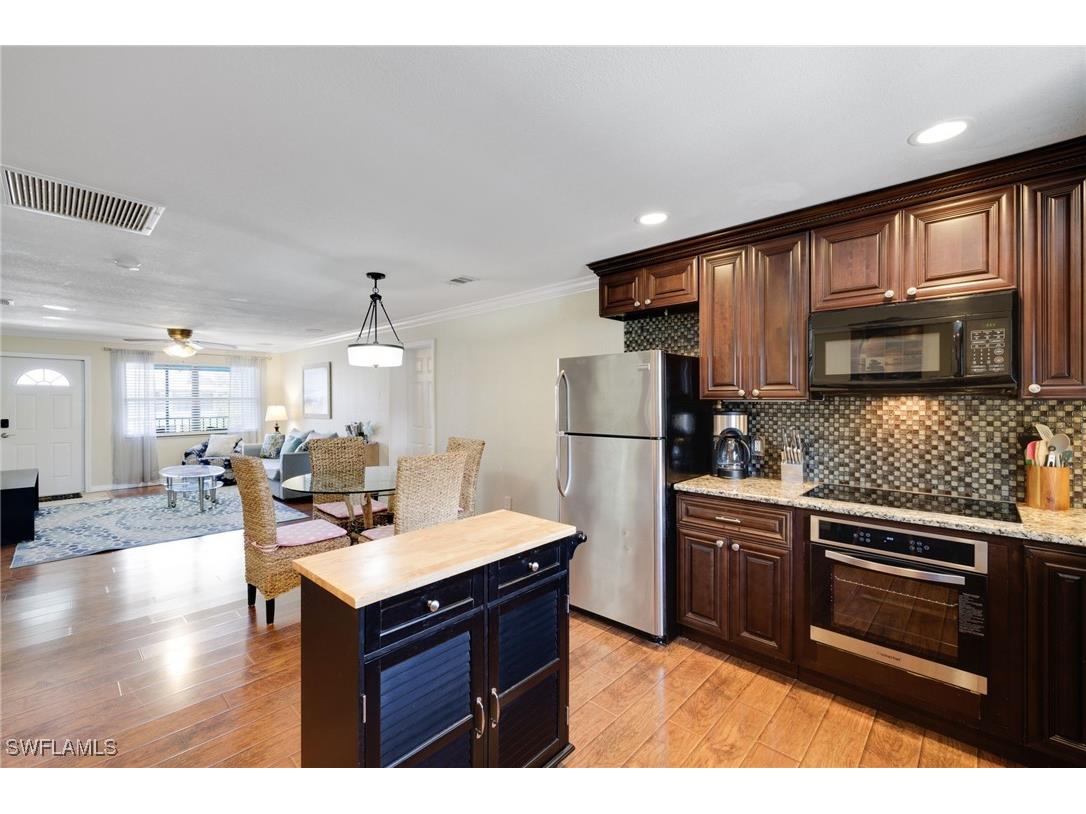 198-200 Anchorage Street #200 Fort Myers Beach FL 33931 225047481 image32