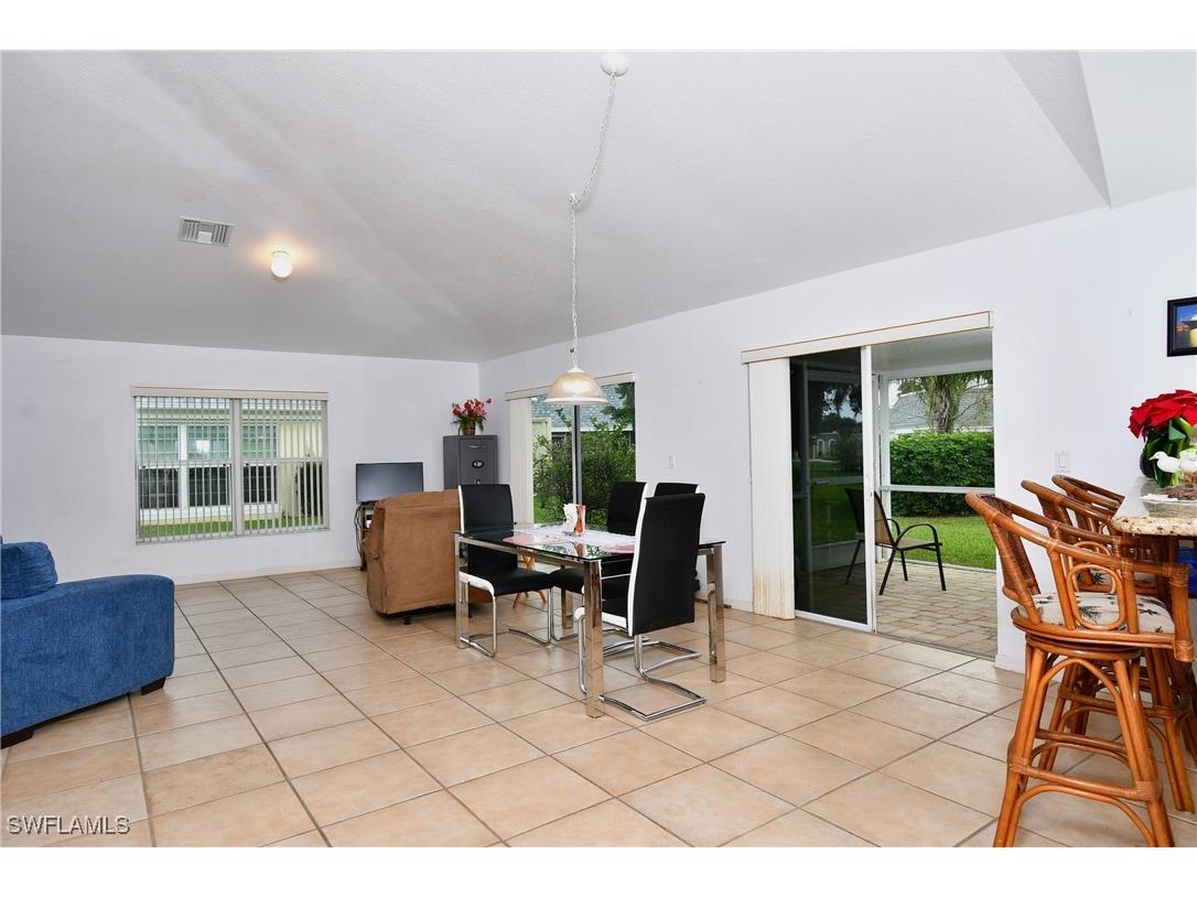 2 E Greens Circle Lehigh Acres FL 33936 224102683 image14