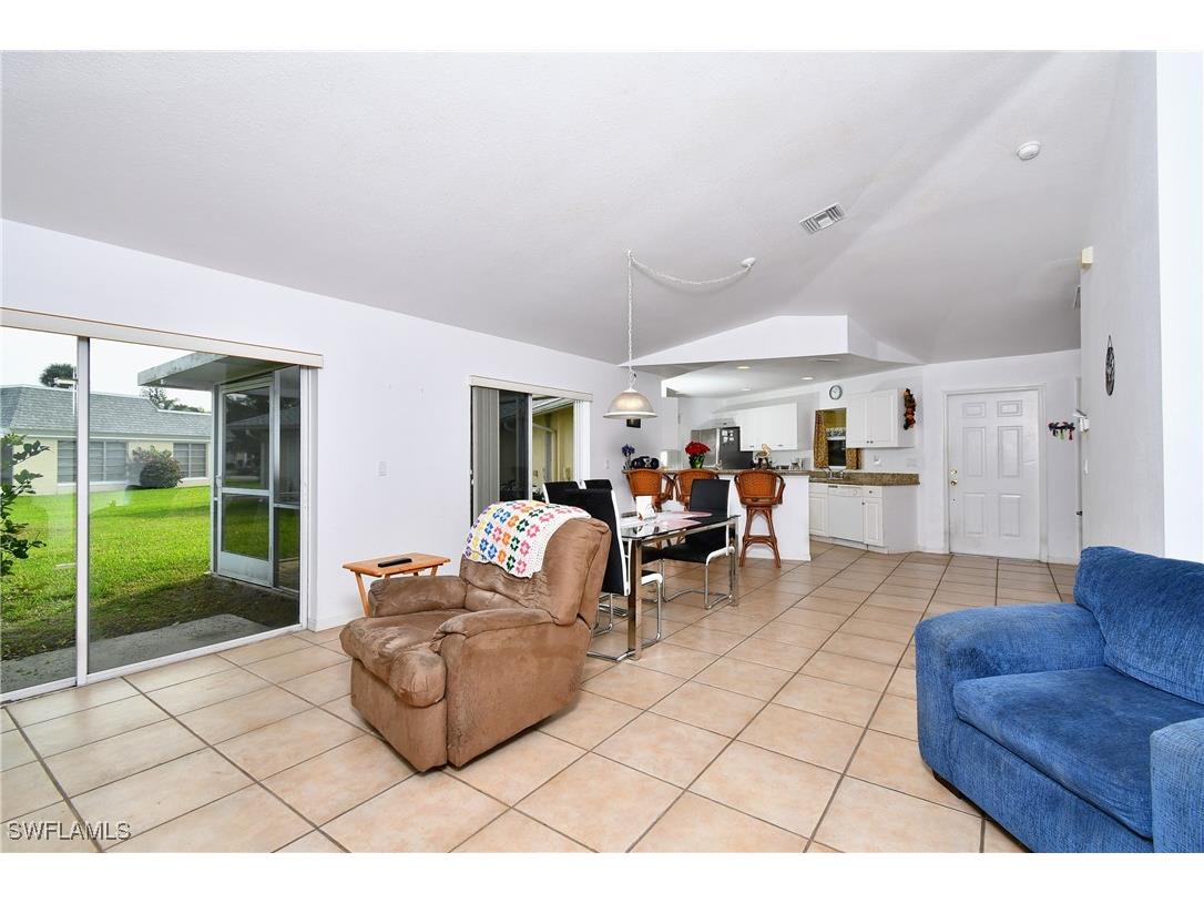 2 E Greens Circle Lehigh Acres FL 33936 224102683 image20