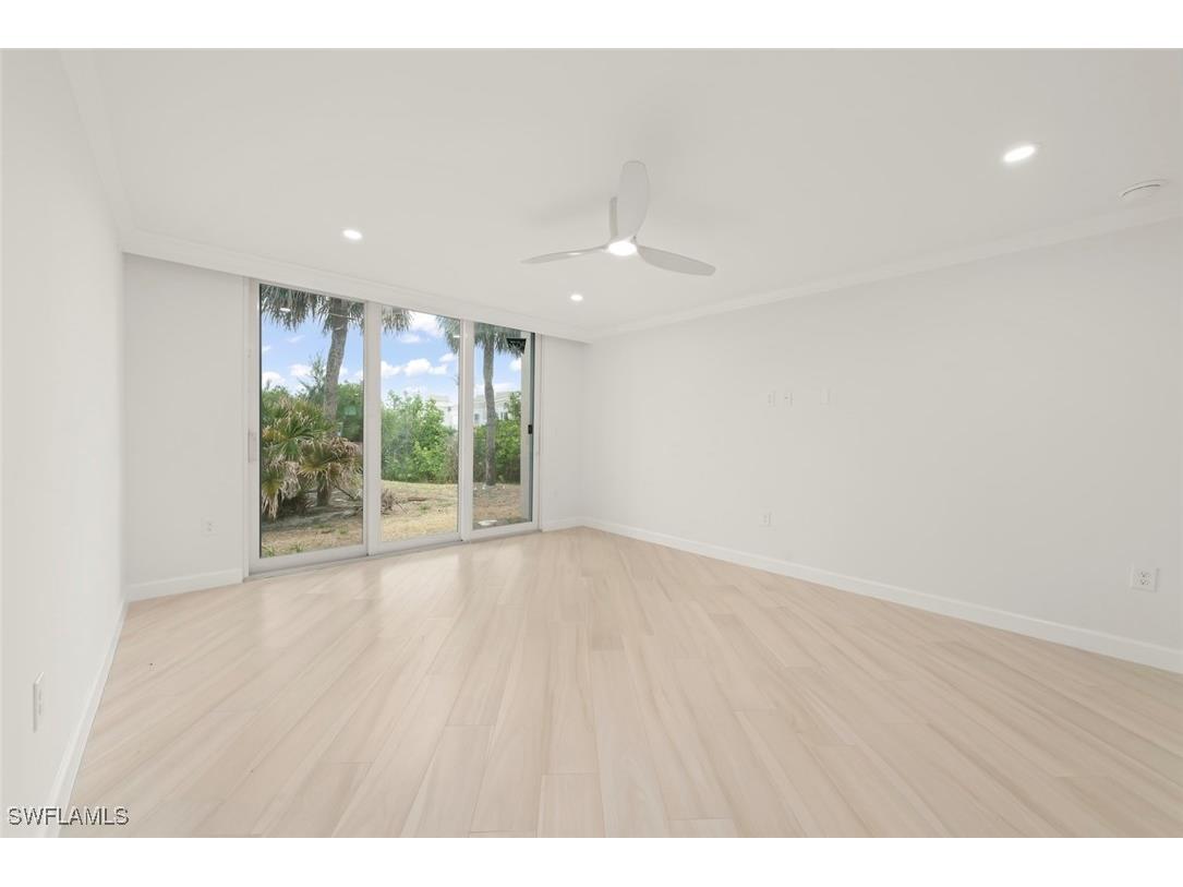 200 Periwinkle Way #111 Sanibel FL 33957 225033921 image24