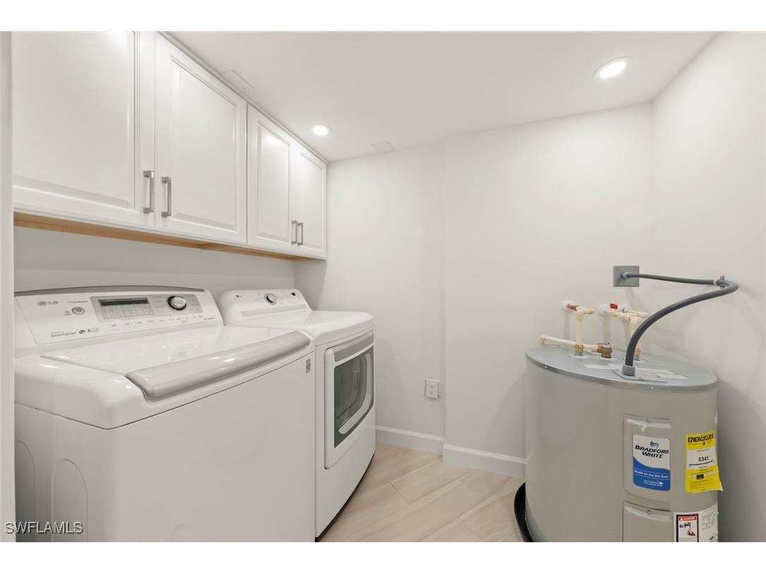 200 Periwinkle Way #111 Sanibel FL 33957 225033921 image39