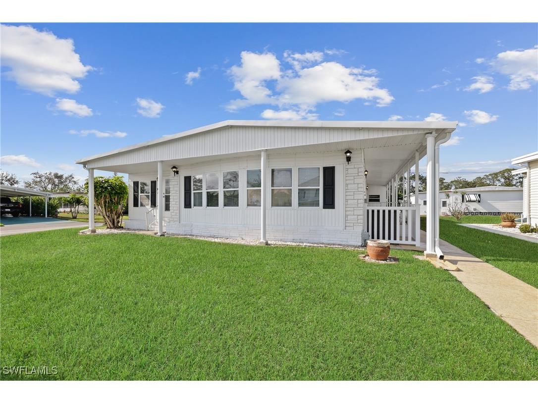 200 Village Lane North Fort Myers FL 33917 225016715 image1