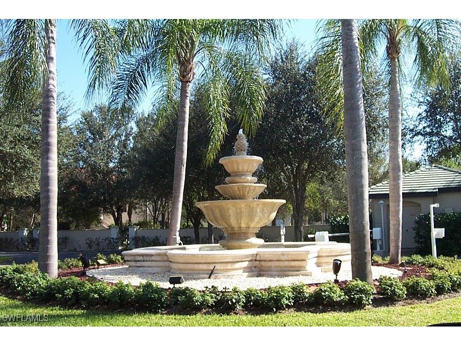200 Vintage Circle #D201 Naples FL 34119 225038567 image1