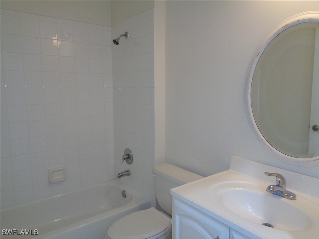 200 Vintage Circle #D201 Naples FL 34119 225038567 image20