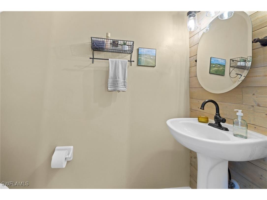 20010 Eagle Glen Way Estero FL 33928 224073014 image24