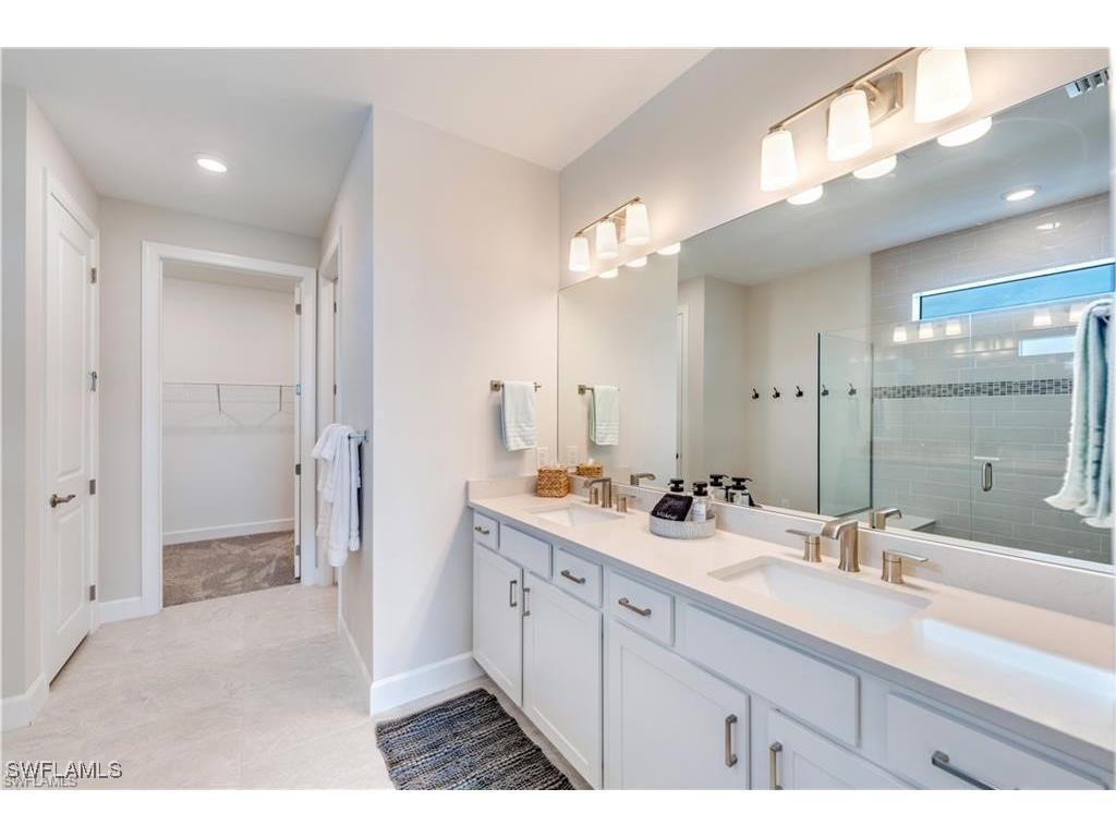 20024 Hartford Boulevard Estero FL 33928 225042020 image15