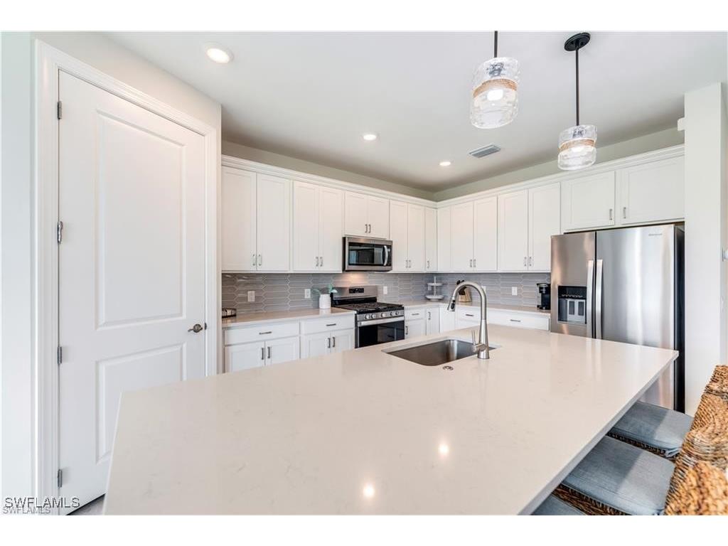 20024 Hartford Boulevard Estero FL 33928 225042020 image6