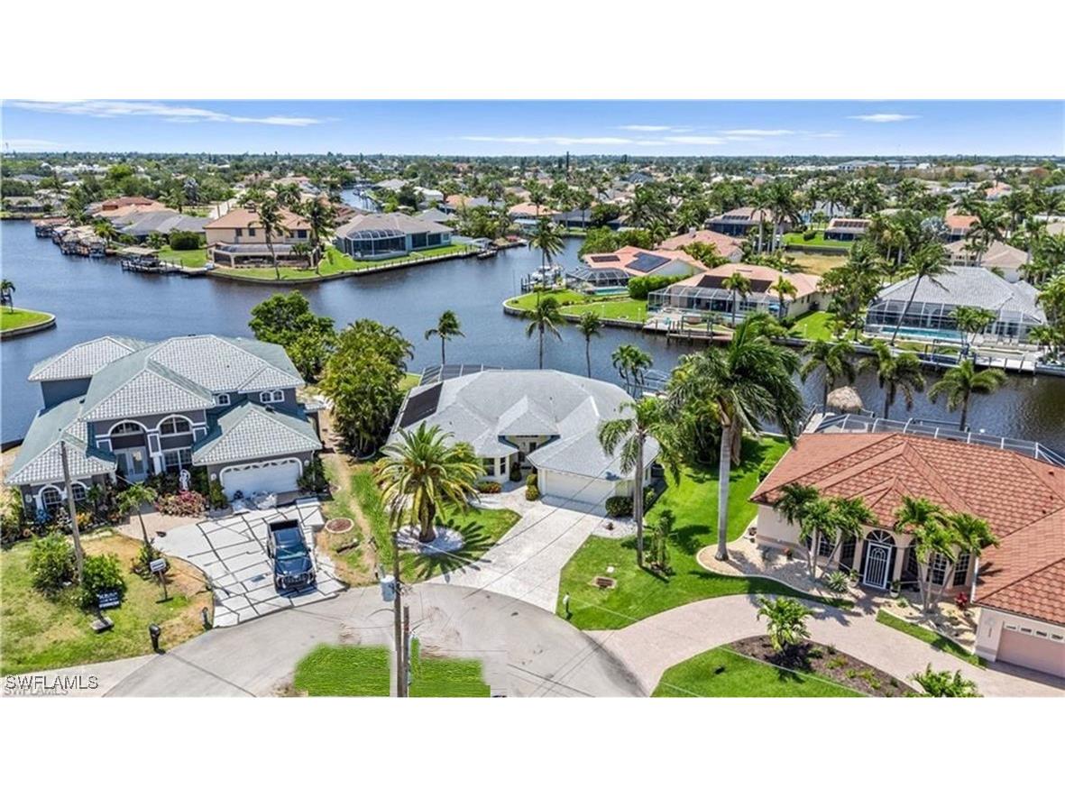 2005 SE 21st Street Cape Coral FL 33990 225046234 image1