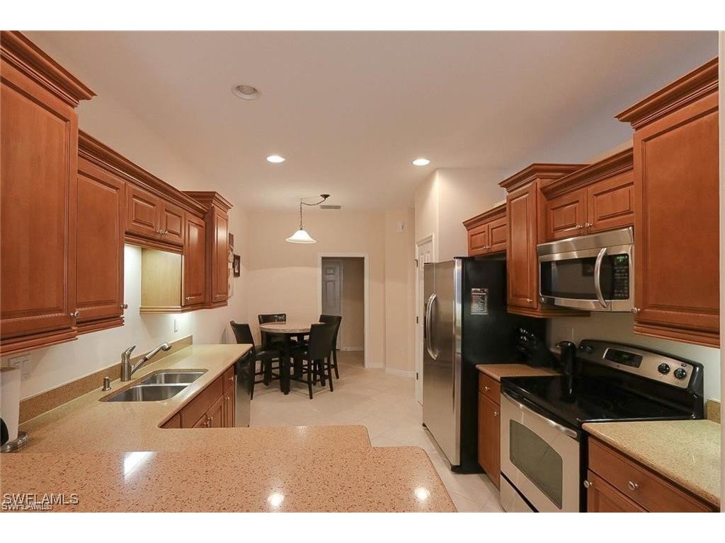 20056 Larino Loop Estero FL 33928 225031031 image16