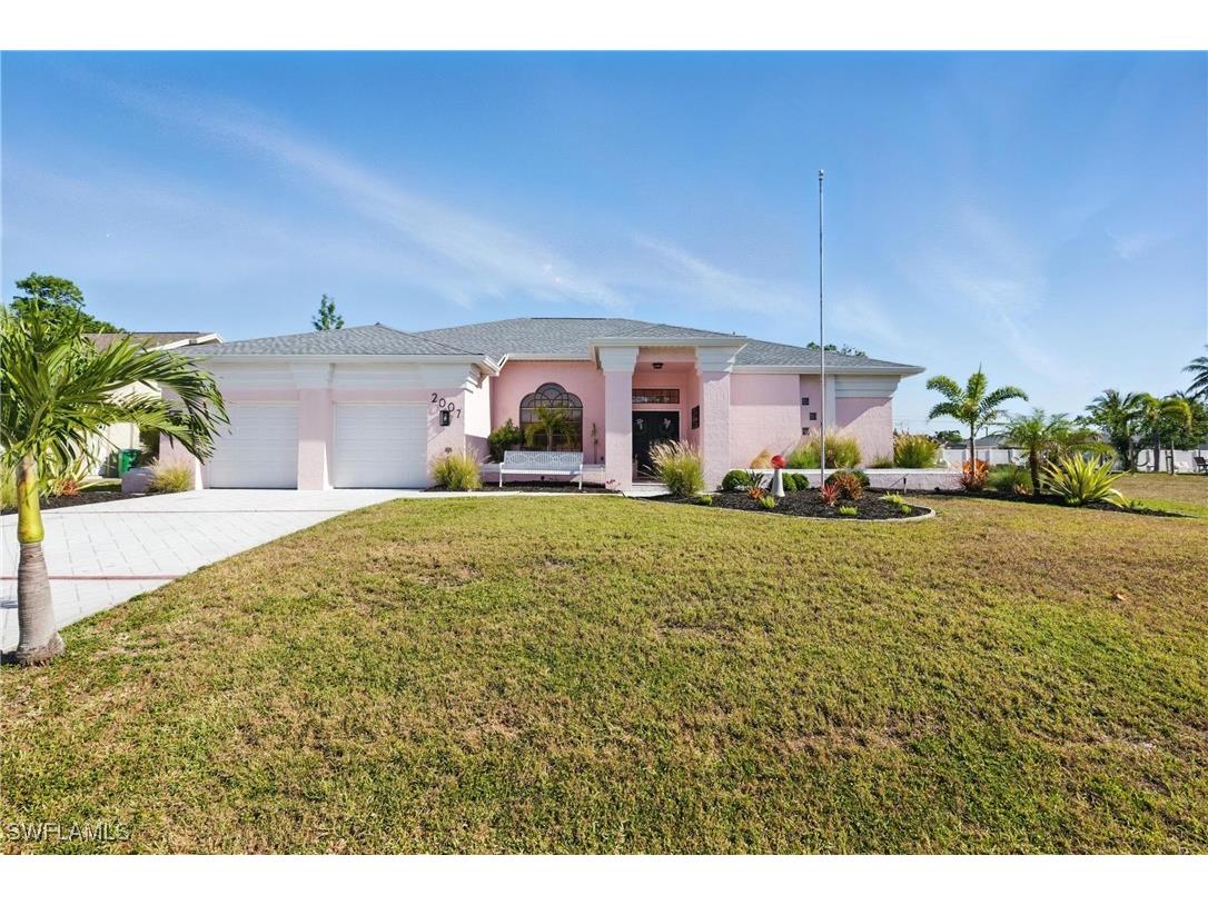 2007 Viscaya Parkway Cape Coral FL 33990 225039096 image1