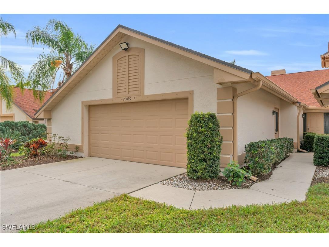 20090 Golden Panther Drive #4 Estero FL 33928 225008331 image1