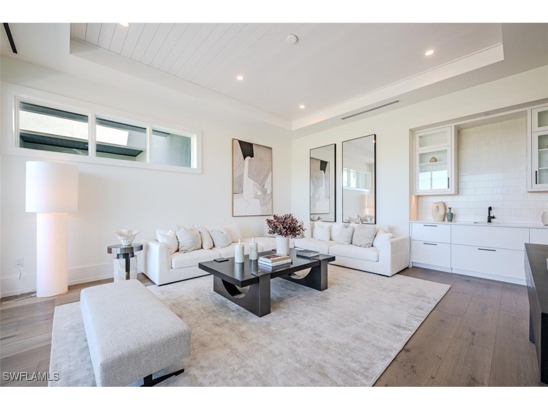 201 8th Street S #103 Naples FL 34102 225031992 image28