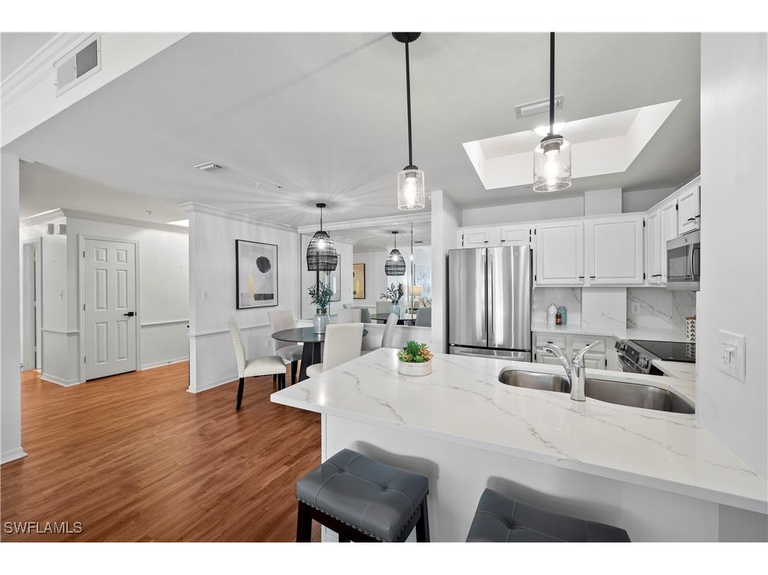 201 Arbor Lake Drive #204 Naples FL 34110 225049702 image4