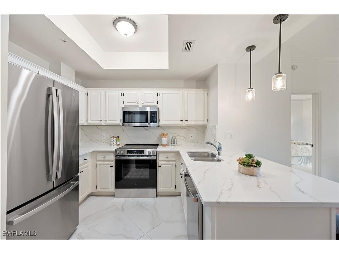 201 Arbor Lake Drive #204 Naples FL 34110 225049702 image5