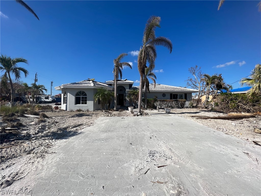 201 Randy Lane Fort Myers Beach FL 33931 222086329 image1