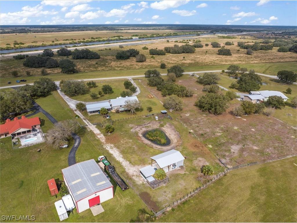 2010 Frontier Circle, Labelle, FL, 33935 MLS 224004977 Edina Realty