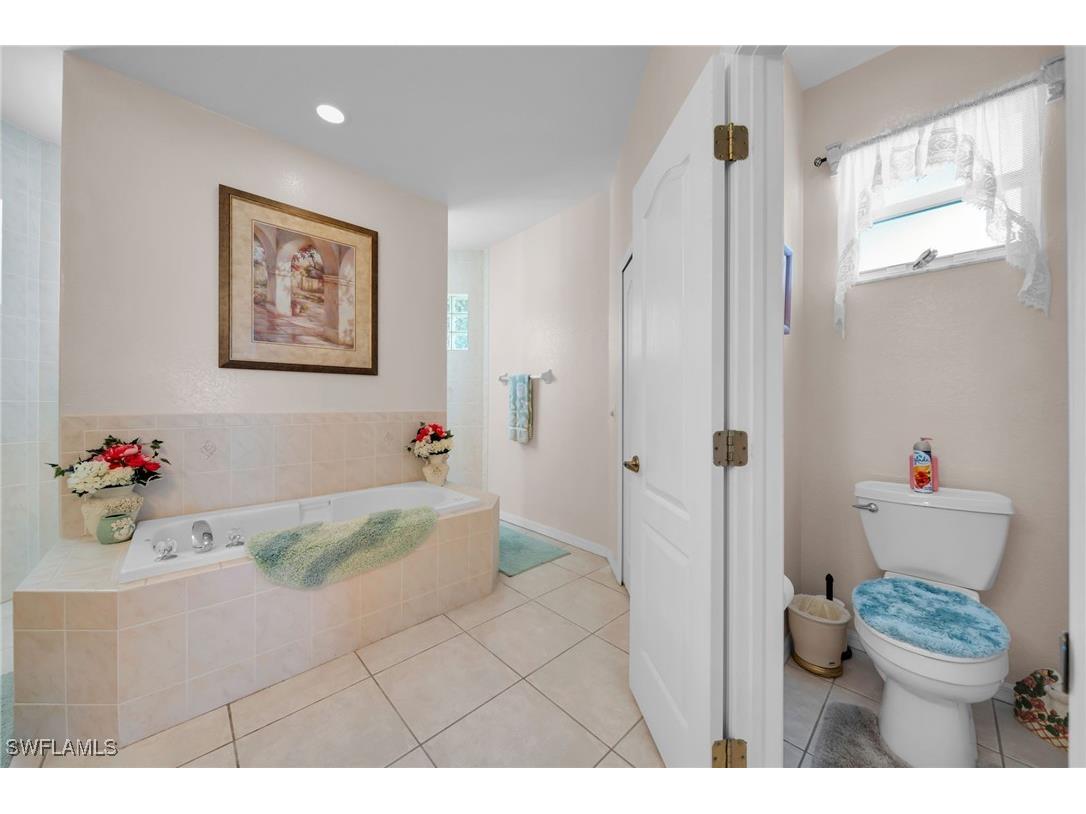 2010 SE 13th Terrace Cape Coral FL 33990 225047775 image21