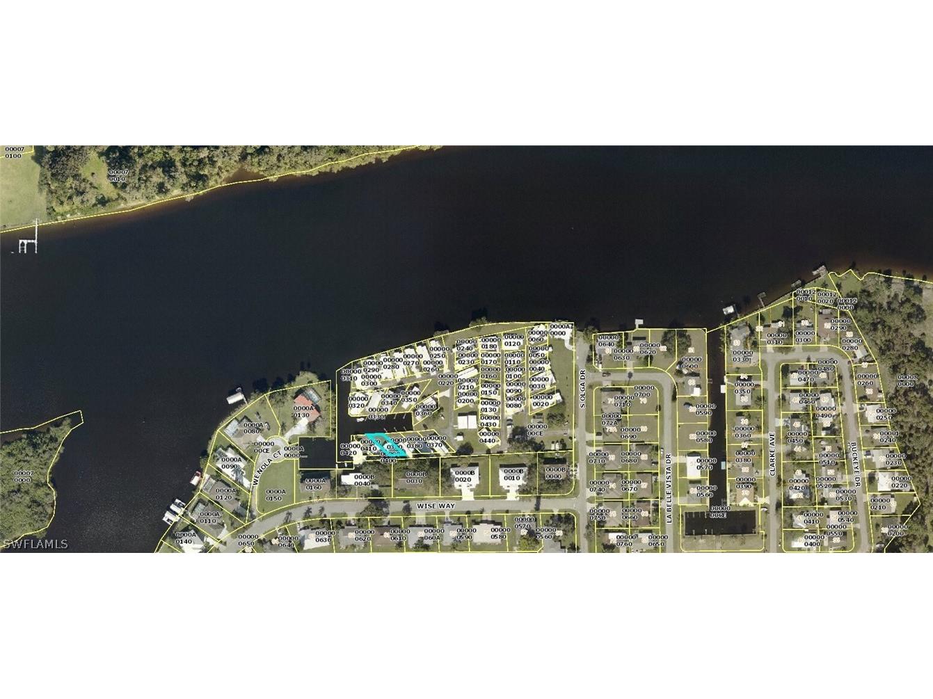 2012 S Olga Drive #40 Fort Myers FL 33905 223008385 image1