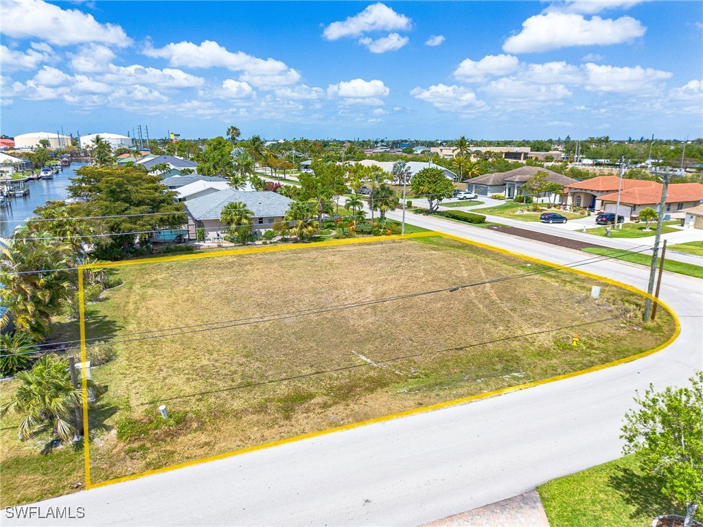 2014 Everest Parkway Cape Coral FL 33904 225036185 image4