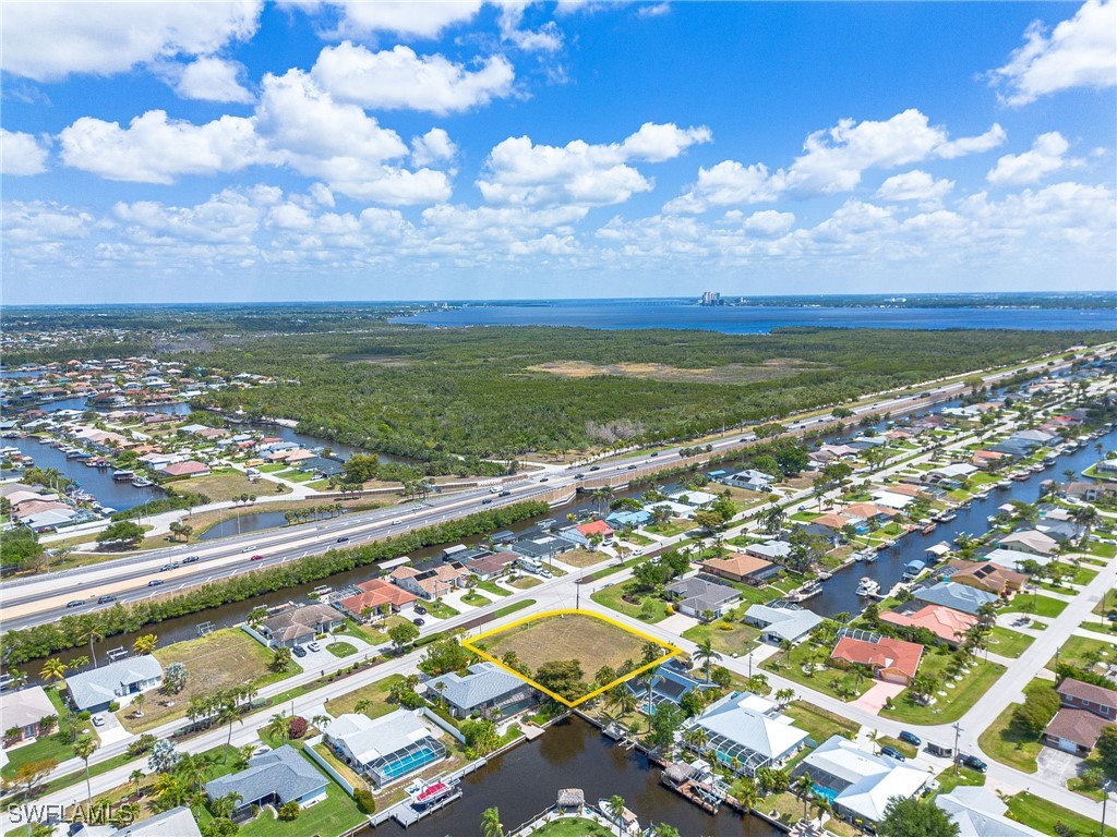 2014 Everest Parkway Cape Coral FL 33904 225036185 image8