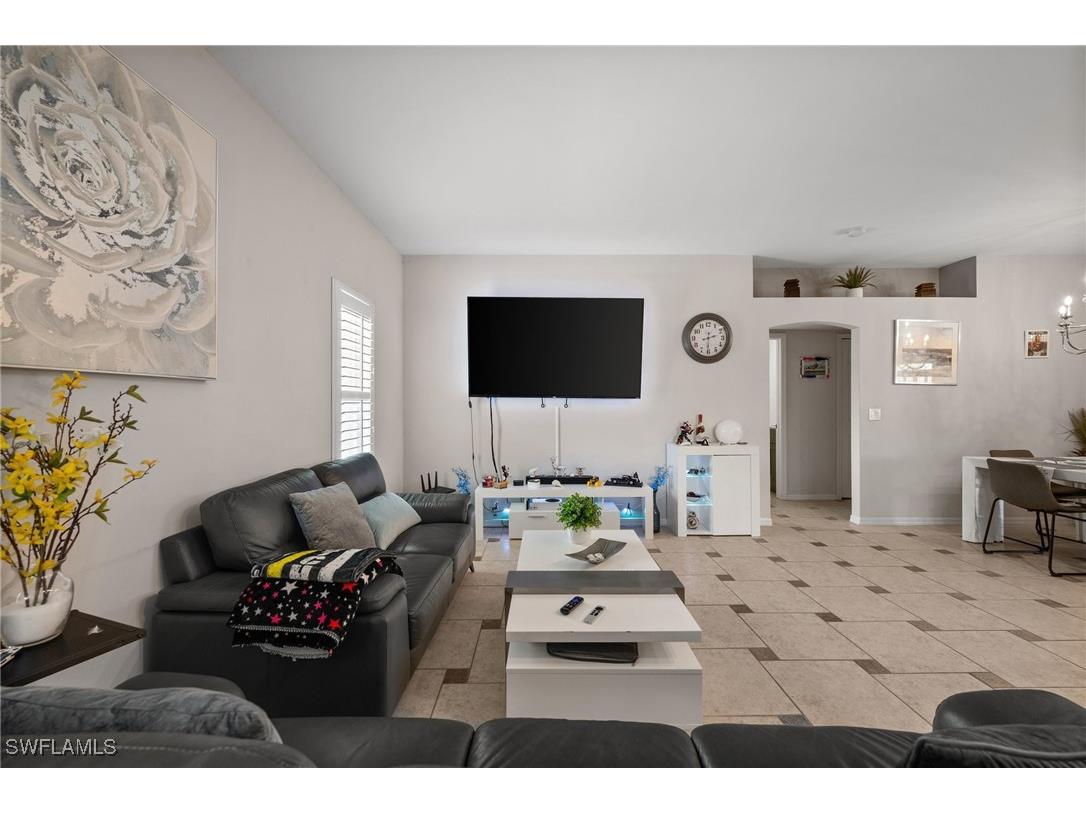 2017 Cape Coral Parkway W Cape Coral FL 33914 225041068 image29