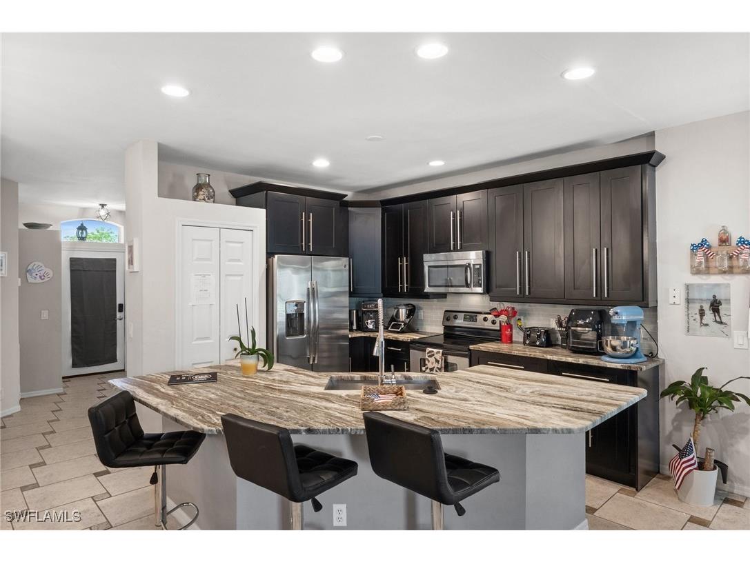 2017 Cape Coral Parkway W Cape Coral FL 33914 225041068 image32