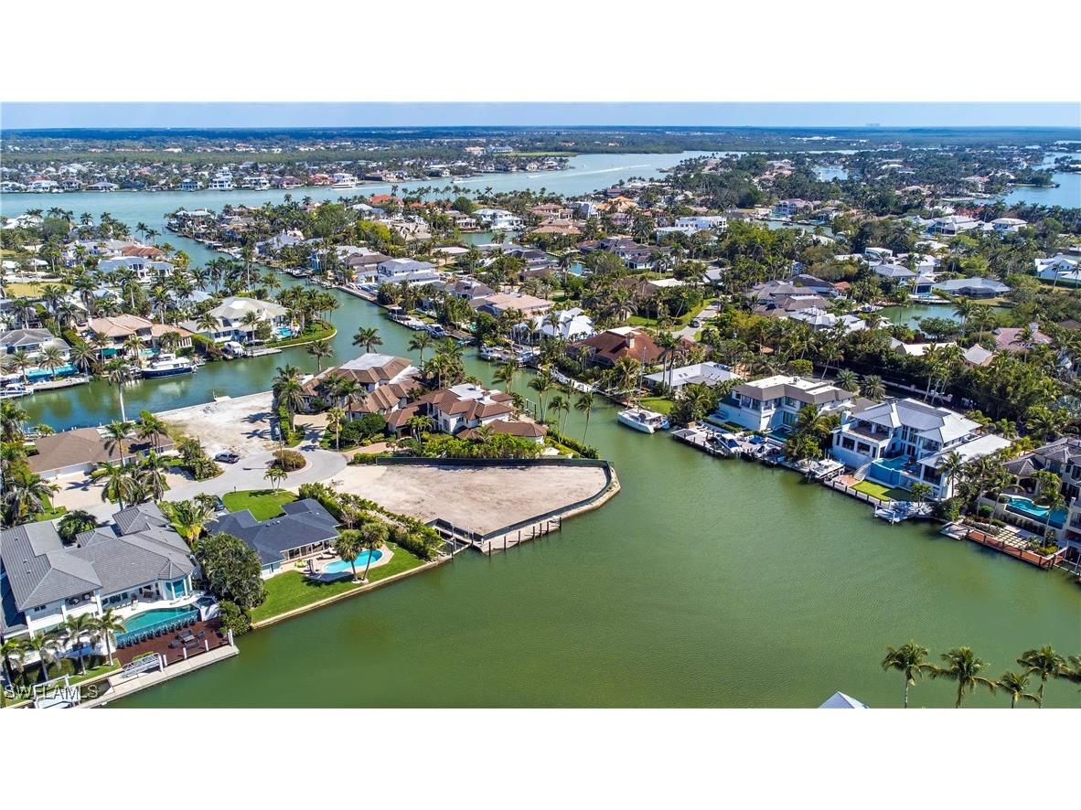 2020 5th Street S Naples FL 34102 225023056 image4