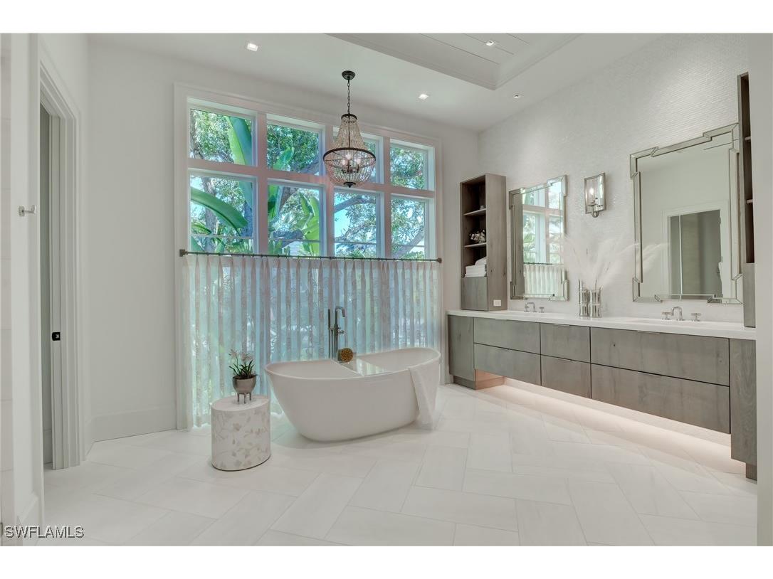 2020 Gordon Drive Naples FL 34102 225034249 image14