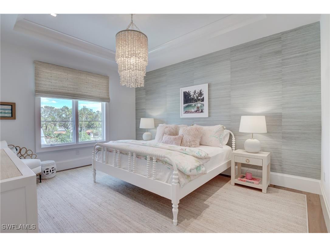 2020 Gordon Drive Naples FL 34102 225034249 image25