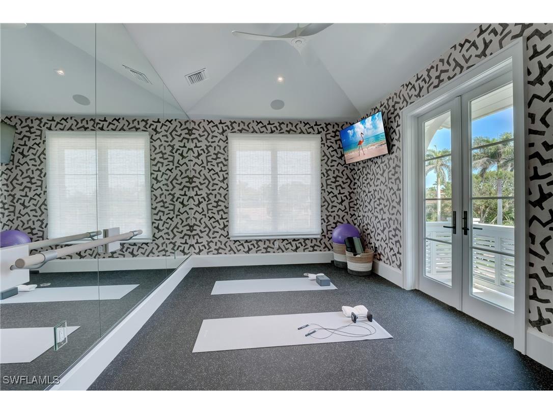 2020 Gordon Drive Naples FL 34102 225034249 image32