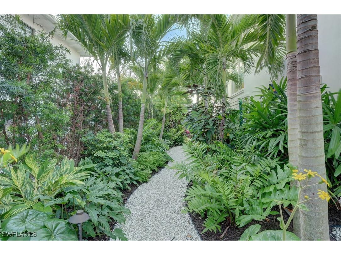 2020 Gordon Drive Naples FL 34102 225034249 image47