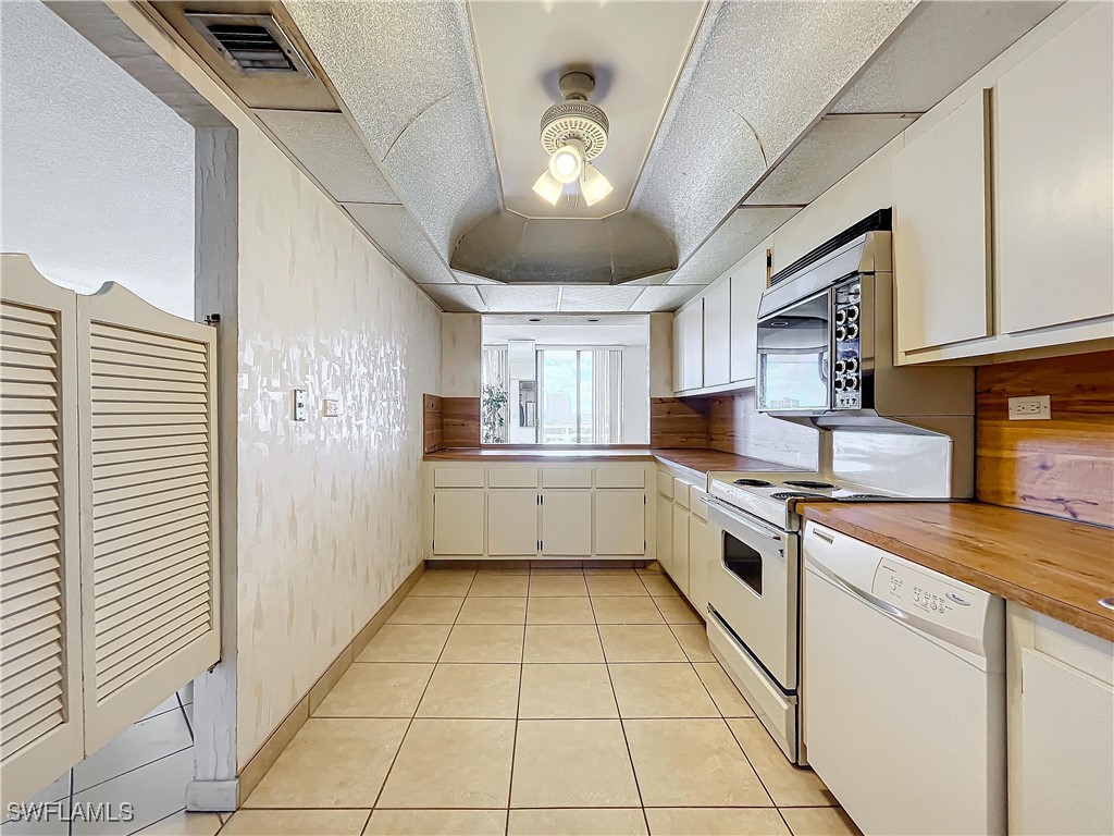 20225 NE 34th Court Miami FL 33180 225037621 image17