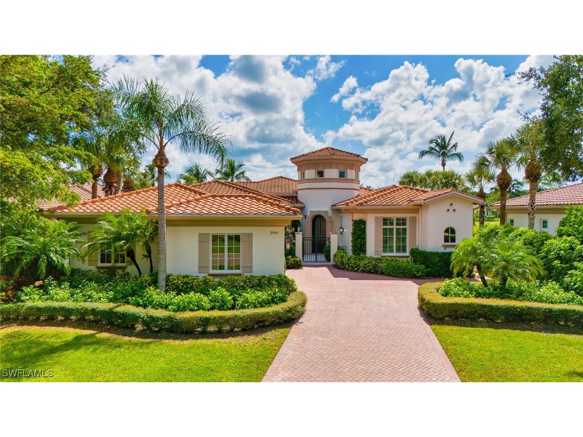 2040 Isla Vista Lane Naples FL 34105 224082078 image1