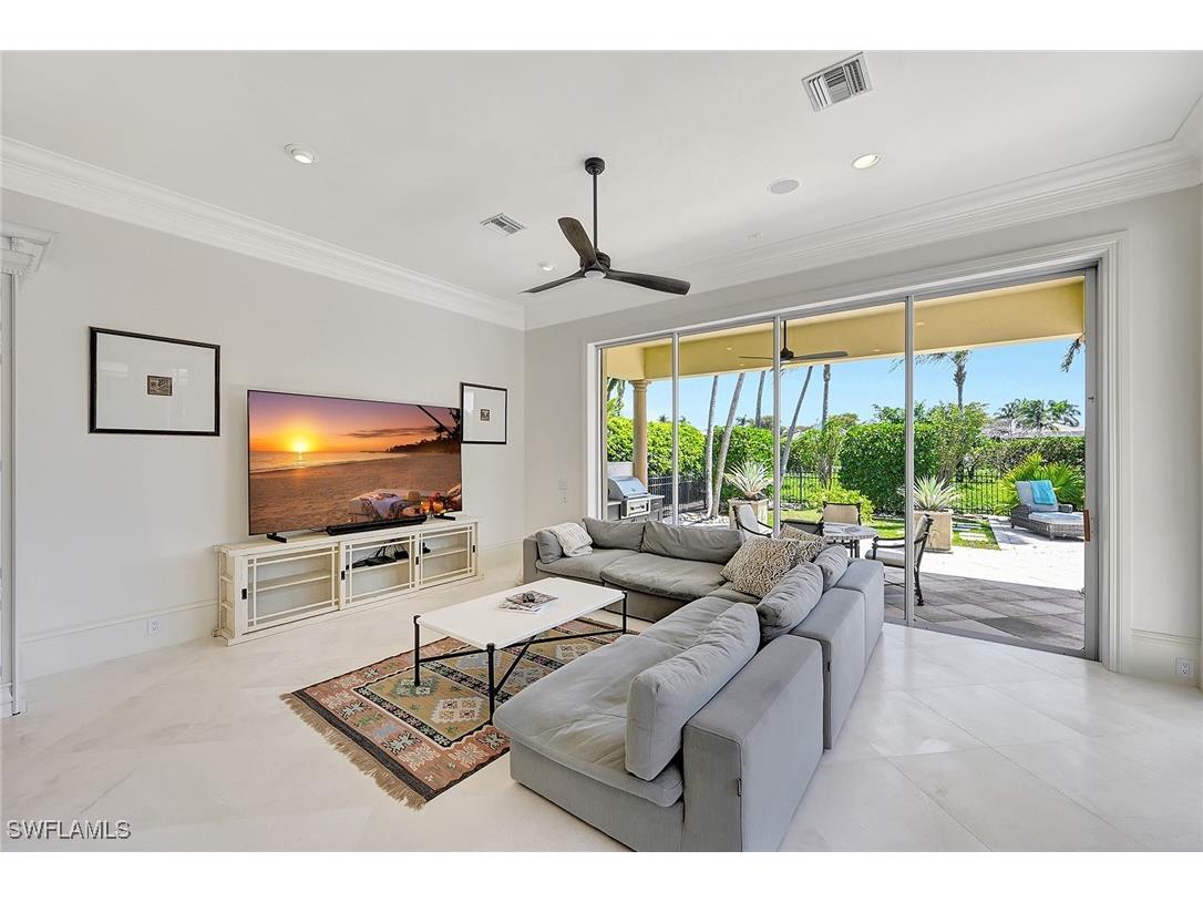 2052 Isla Vista Lane Naples FL 34105 225031381 image11