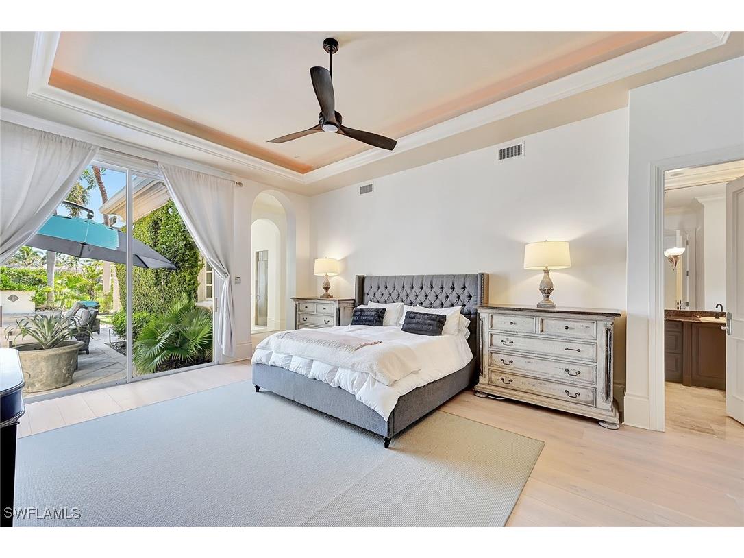 2052 Isla Vista Lane Naples FL 34105 225031381 image18