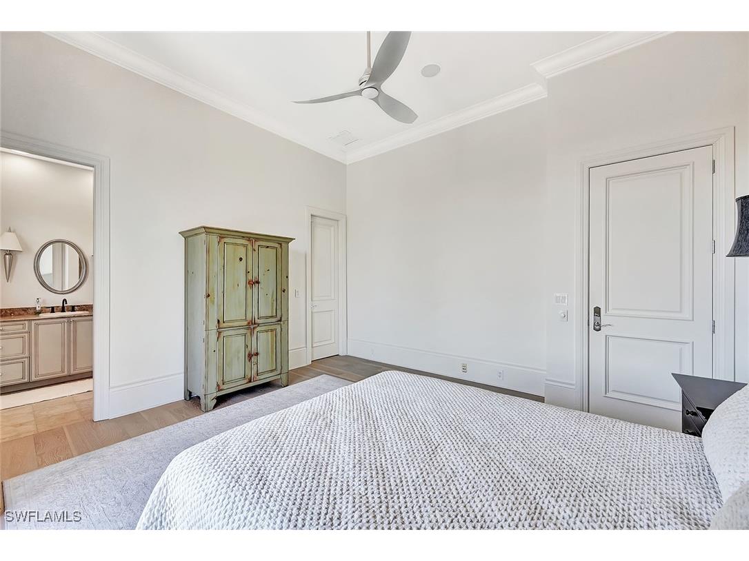 2052 Isla Vista Lane Naples FL 34105 225031381 image32