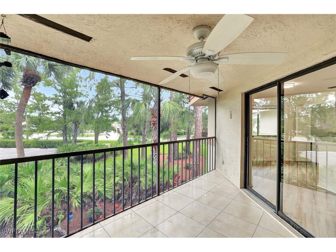 206 Bennington Drive #5 Naples FL 34104 225050750 image1