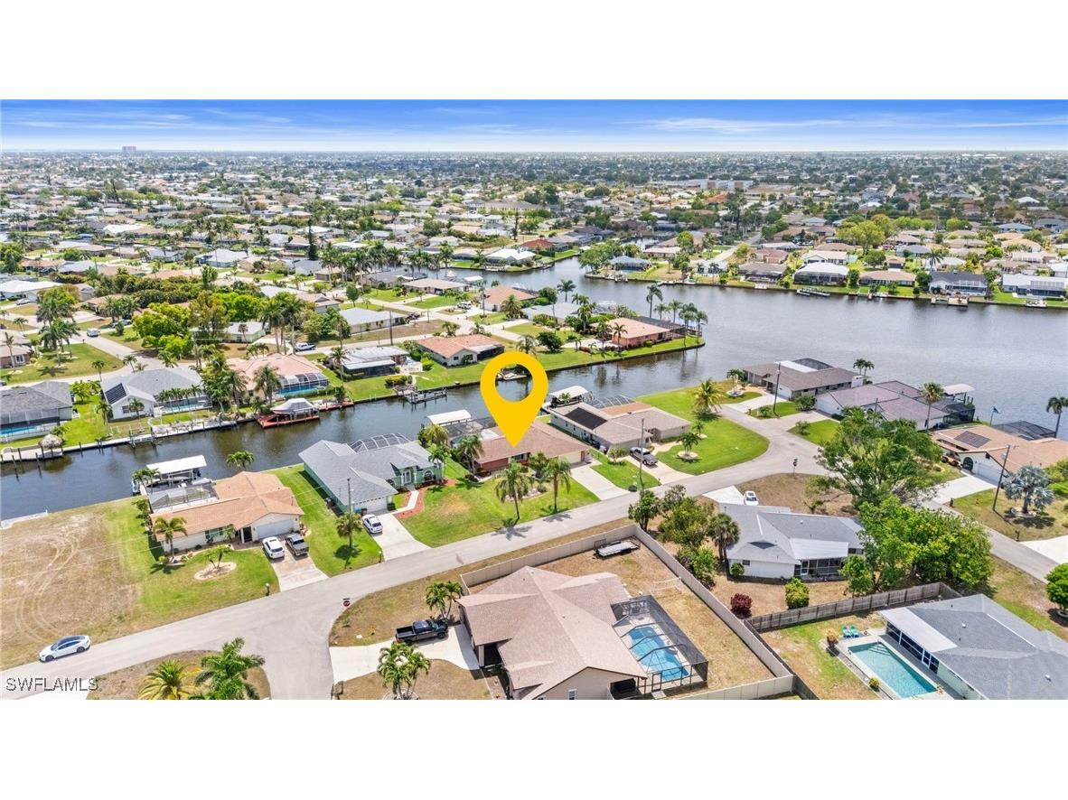 206 SE 34th Terrace Cape Coral FL 33904 225044599 image1