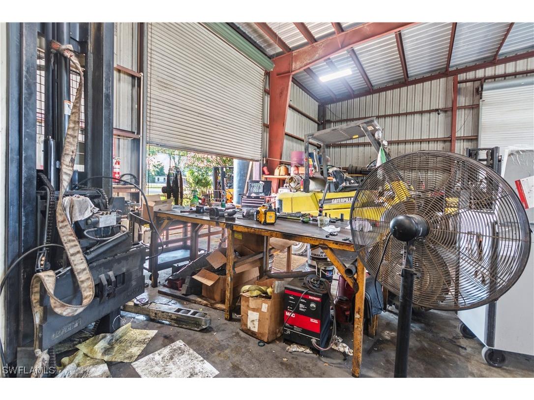 2065 Towles Street Fort Myers FL 33916 223062978 image15