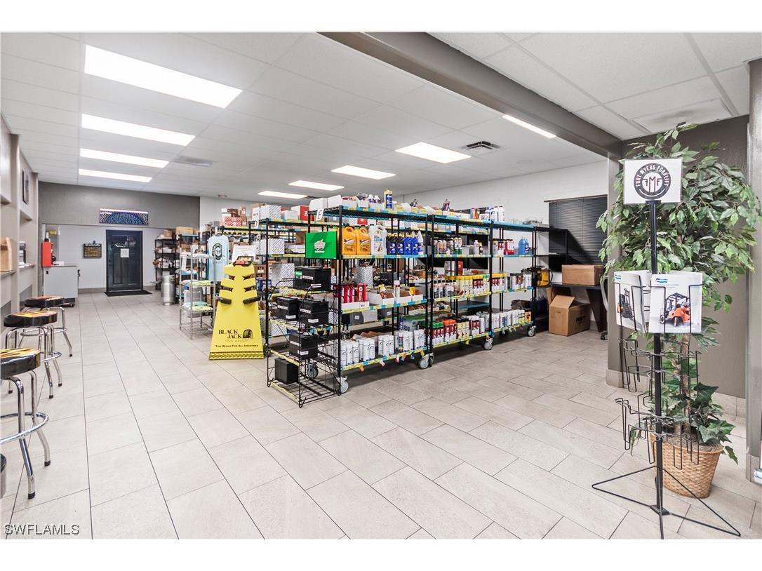 2065 Towles Street Fort Myers FL 33916 223062978 image3