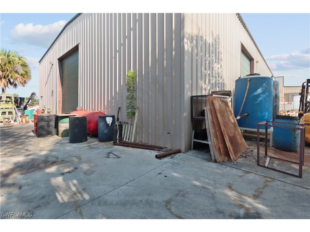 2065 Towles Street Fort Myers FL 33916 223062978 image34