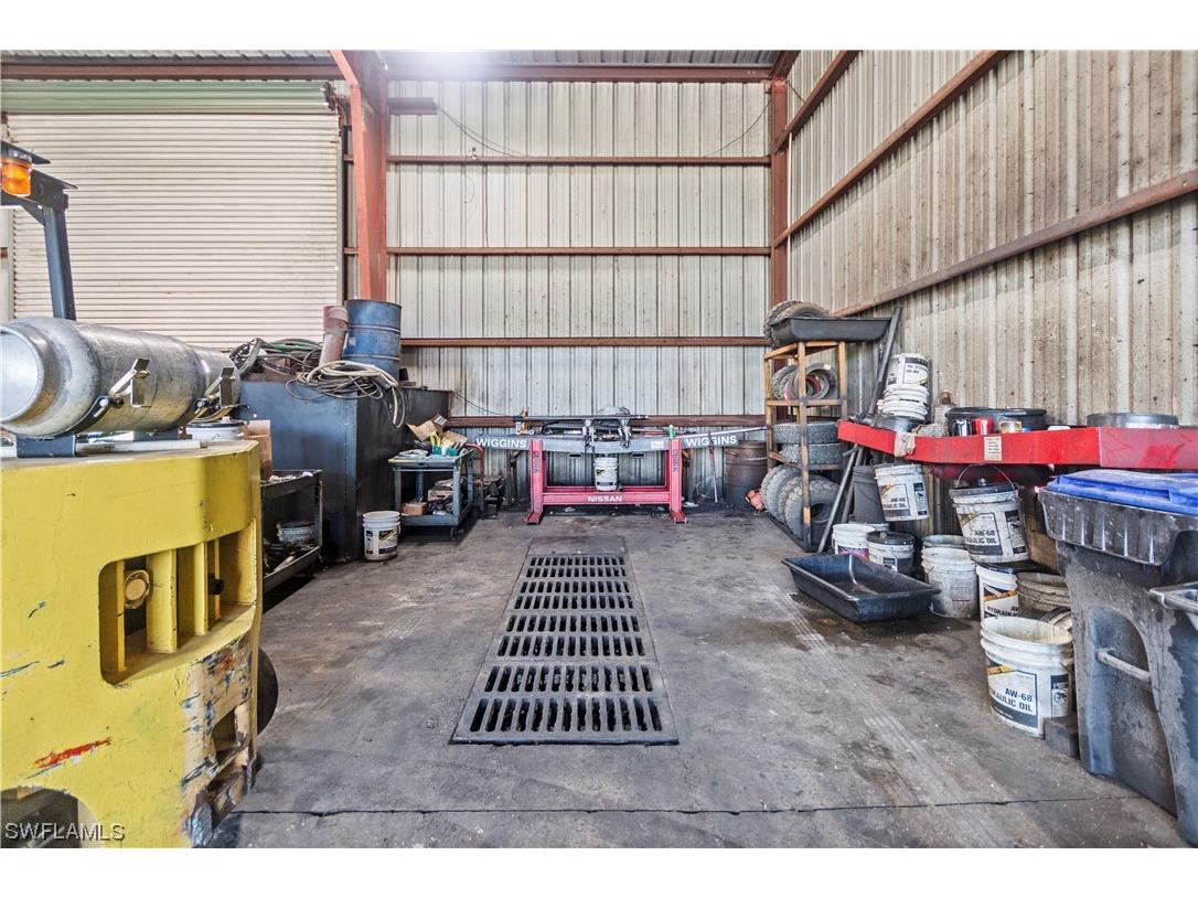 2065 Towles Street Fort Myers FL 33916 223062978 image35