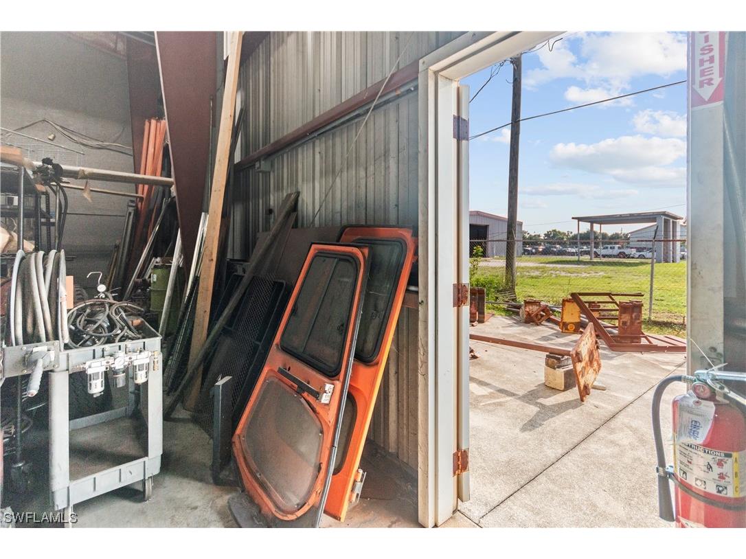 2065 Towles Street Fort Myers FL 33916 223062978 image38