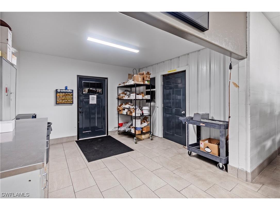 2065 Towles Street Fort Myers FL 33916 223062978 image7