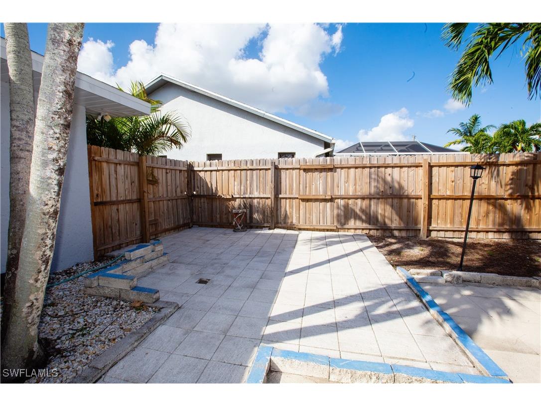 207 SE 20th Place Cape Coral FL 33990 224085039 image23