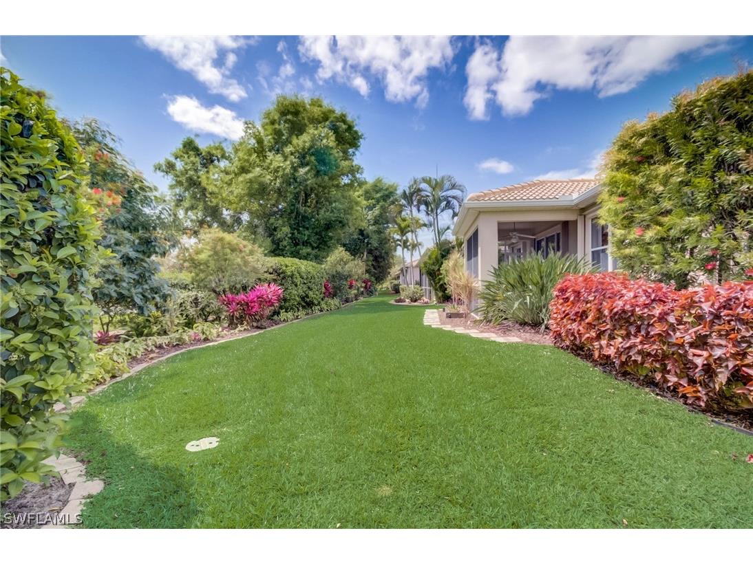 2070 Rio Nuevo Drive, North Fort Myers, FL, 33917 MLS 224028253 Edina Realty