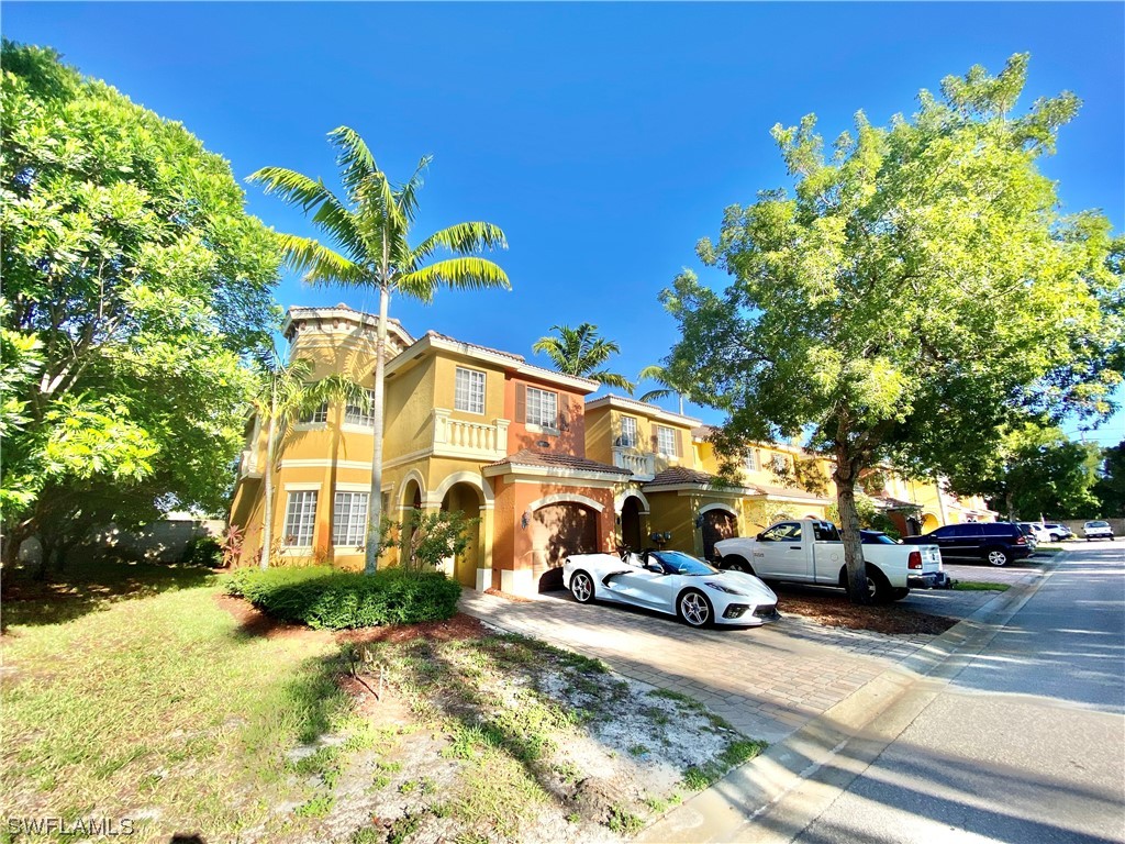 20720 Brassy Pine Way #27 Estero FL 33928 223072577 image1